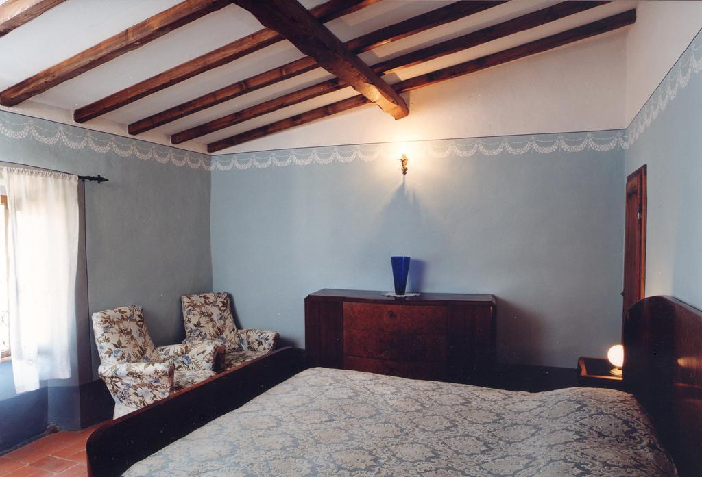 Bed and Breakfast Antica Casa "Le Rondini" Борго-а-Буджано Номер фото