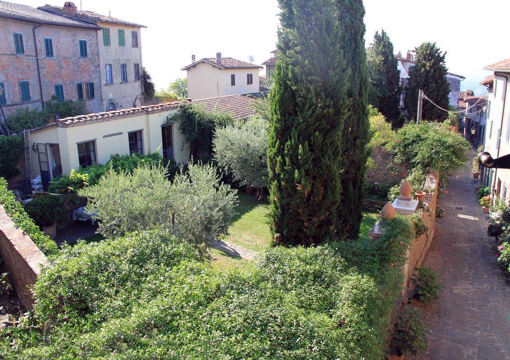 Bed and Breakfast Antica Casa "Le Rondini" Борго-а-Буджано Экстерьер фото