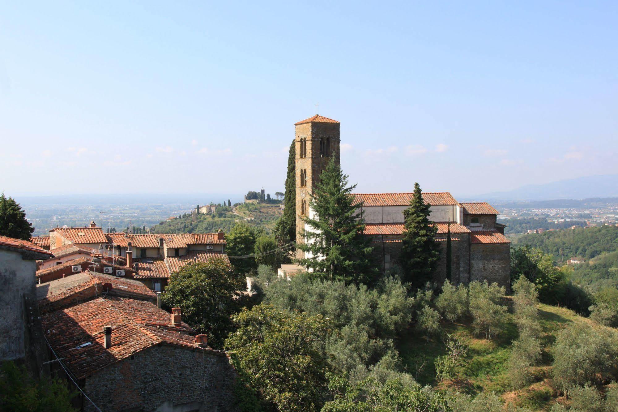 Bed and Breakfast Antica Casa "Le Rondini" Борго-а-Буджано Экстерьер фото