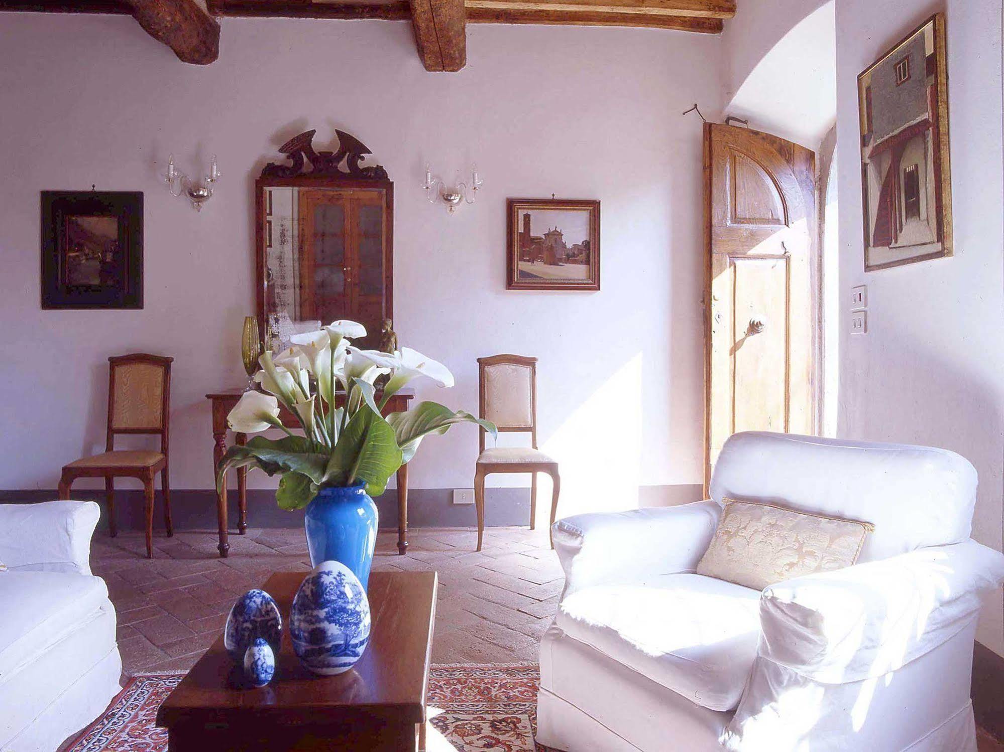 Bed and Breakfast Antica Casa "Le Rondini" Борго-а-Буджано Экстерьер фото
